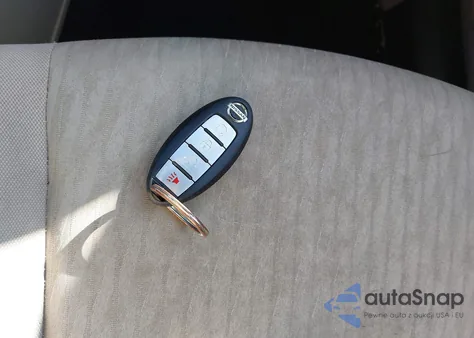 2017 Nissan Rogue Sv z USA, uszkodzony, nr VIN KNMAT2MV5HP599039